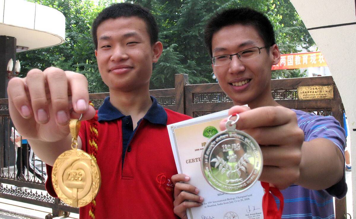 如果北大的沉伟不参加比赛而是参加高考，他会因为“学科偏向”而被埋没吗？-第13张图片-阿卡索