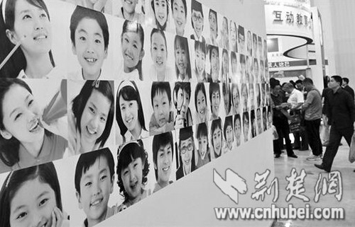 揭露武汉英语培训乱象：两年花两万名孩子学几句英语