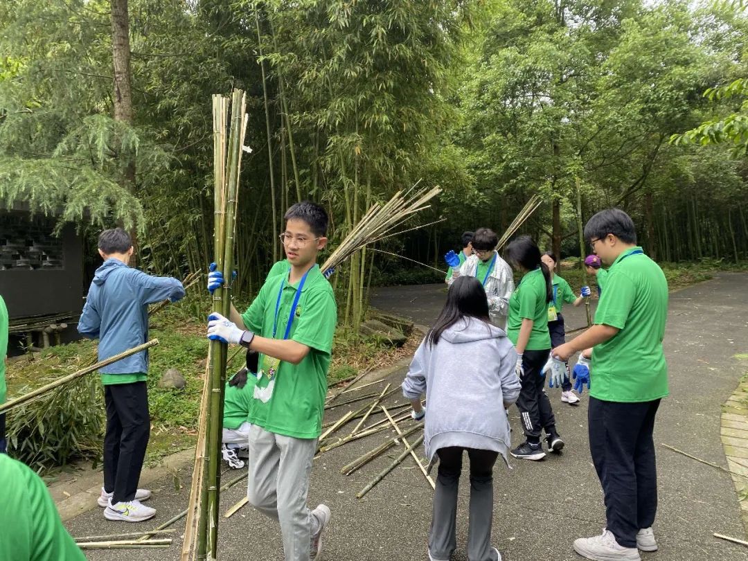 广东一对一外教怎么选：十万人碾压比分的大冷门？这群广东学生拿下了7个A*！不愧是“华中系”唯一的海外学校……-第32张图片-阿卡索