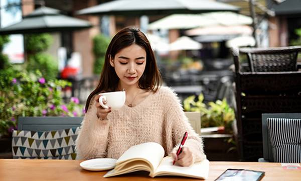 昆明英语外教一对一：【入学季】3年免学费，并获新台币10,000元奖学金！云南外国语学校这么会玩？-第11张图片-阿卡索