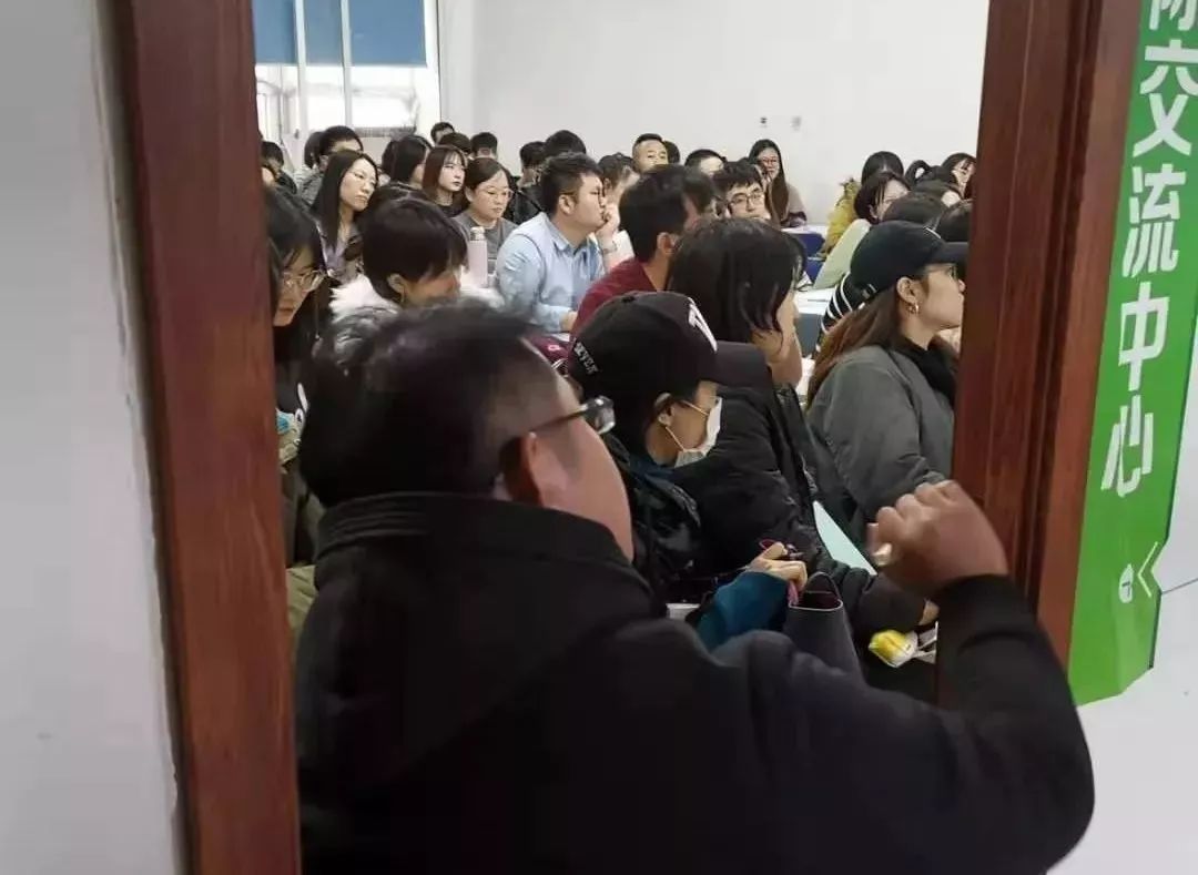 南京日语外教一对一口语：日语考试大学及专业录取限制全解析！网友：这公平吗！？-第12张图片-阿卡索