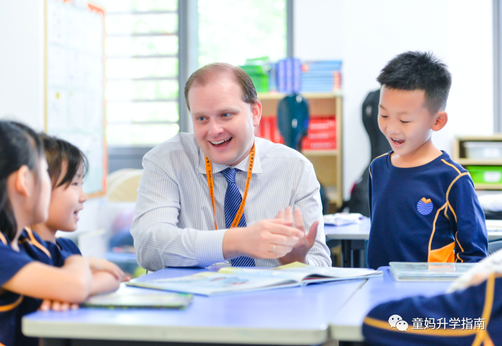 生英语外教一对一 固定教学：家长愤怒退出家长群，却戒不掉择校的焦虑！这所历史悠久的双语学校用极其个性化的教育来解决问题！-第5张图片-阿卡索