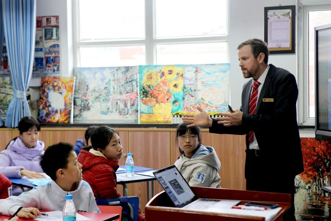 太仓外教一对一：这所好学校居然让家长在雨中排队……-第6张图片-阿卡索