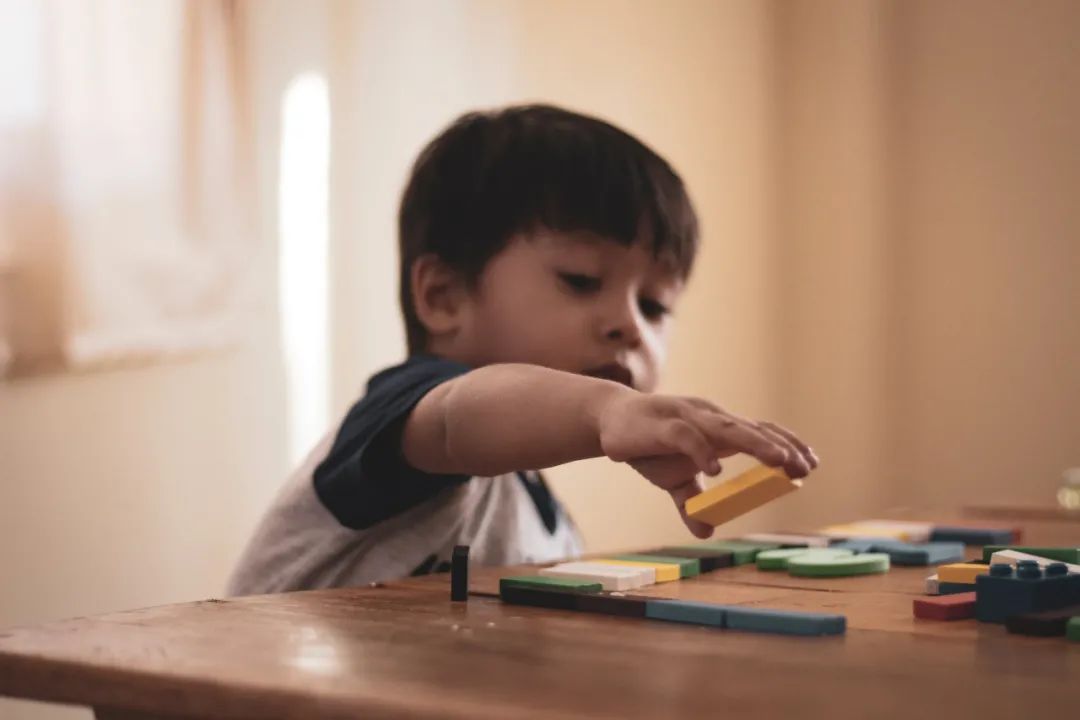 欧美外教扣几个课时：青少年服务号官方账号-第3张图片-阿卡索