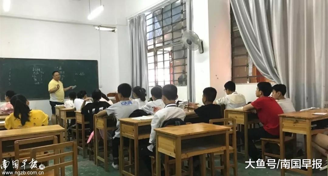 南宁英语外教一对一家教收费标准文件：南宁一培训学校免费教学3年不收学生钱？原因令人心疼-第3张图片-阿卡索