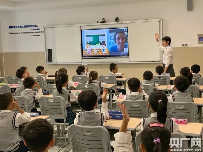 桐乡英语外教：聚焦乌镇！世界互联网大会红利释放，浙江桐乡变身智慧之城？-第2张图片-阿卡索