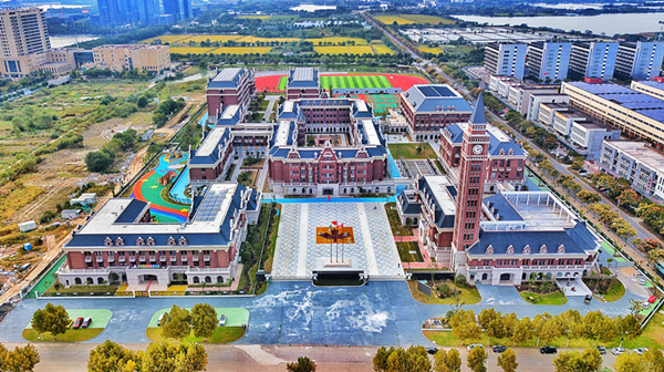 湖州外教口语培训机构：湖州枫叶国际学校，一所独具特色的优质学府