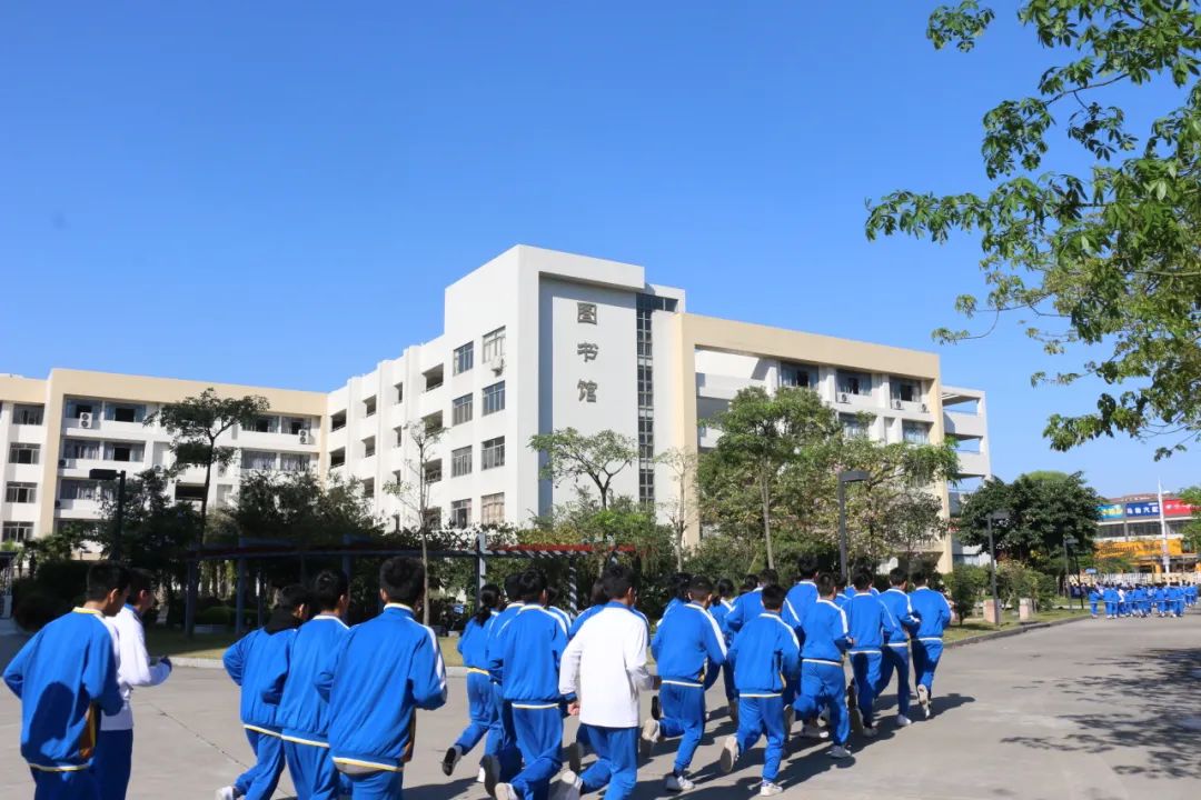 佛山外教一对一收费标准：Foshan Chaoying实验2024录取小册子-第116张图片-阿卡索