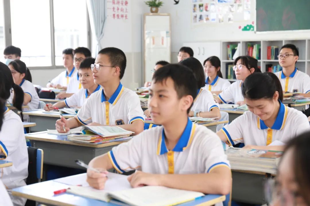 佛山外教一对一收费标准：Foshan Chaoying实验2024录取小册子-第25张图片-阿卡索