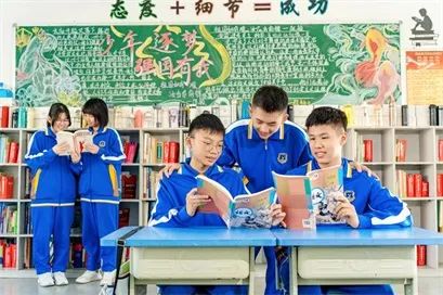 佛山外教一对一收费标准：Foshan Chaoying实验2024录取小册子-第5张图片-阿卡索
