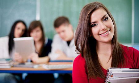 孩子学英语口语外教一对一：为8-10岁的儿童一个人解决英语问题，以创建一个互动且有趣的英语学习旅程-第2张图片-阿卡索