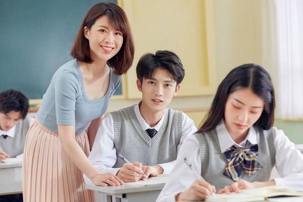 外教是一对一吗：[告诉我我的想法]从英语成年人那里学习哪个更好？哪个一对一的英语培训更好？-第3张图片-阿卡索