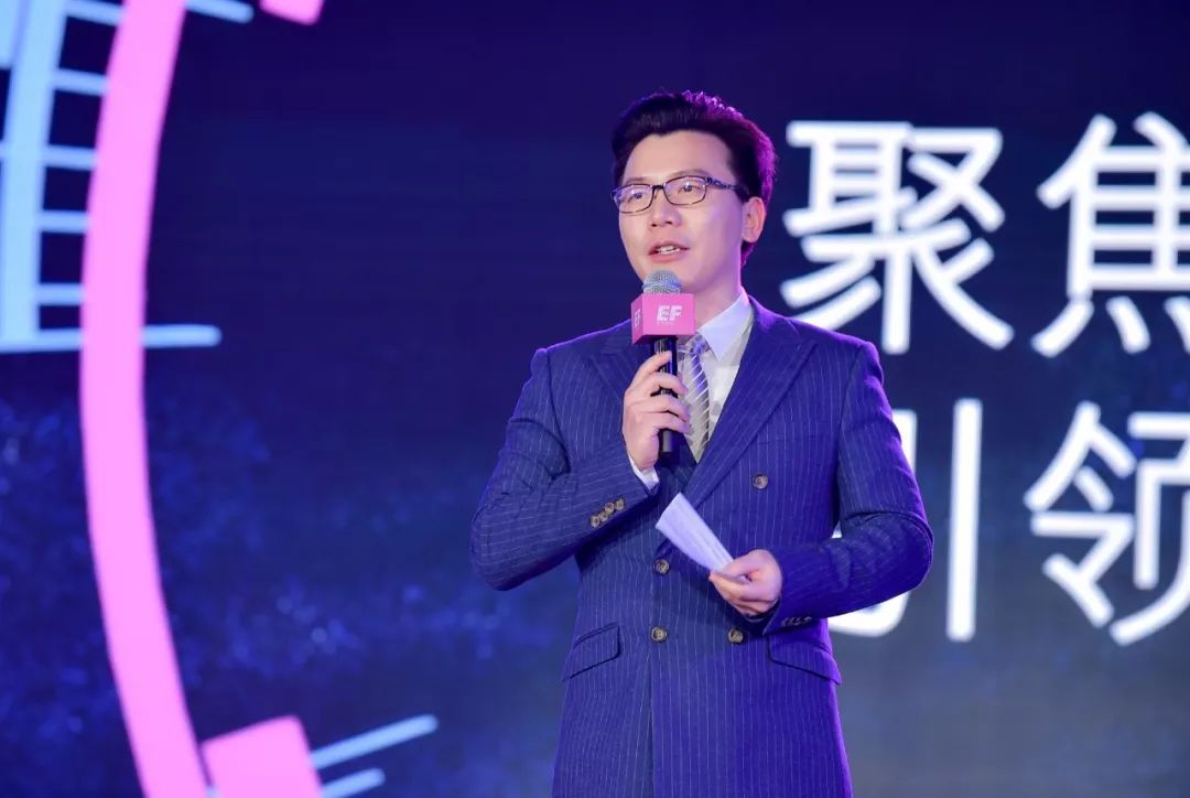 外教是一对一吗：清英语推出了两翼策略，以创造高质量和高效的离线学习体验-第7张图片-阿卡索