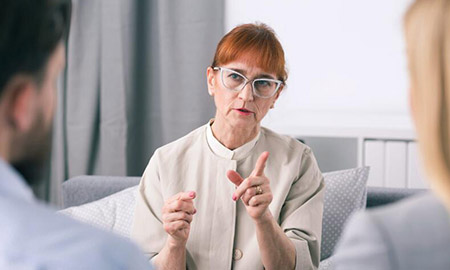 外教网一年收费：外教一对一收费是多少？每年要花多少钱？