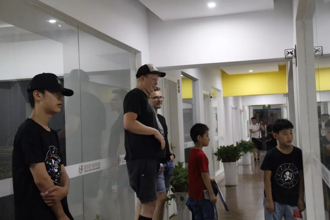 外教一对一声乐教学：整个MIDI外教课程的精彩评论！-第30张图片-阿卡索
