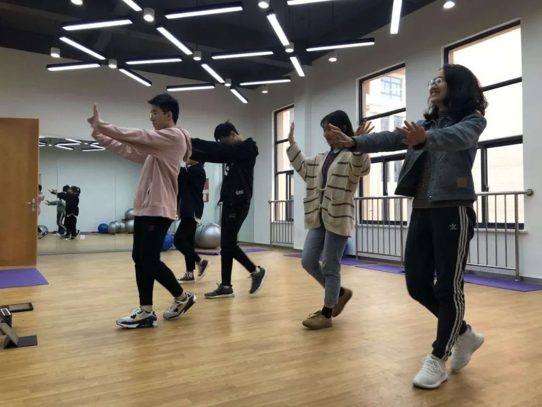 日本一对一外教平台排名：直接进入世界知名学校，海安家门口的这所学校真是太神奇了-第46张图片-阿卡索