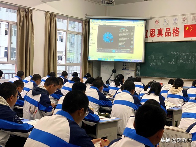 外教一对一实体机构哪个好一些：AI家教普及后还需要给孩子报线下辅导班吗-第4张图片-阿卡索