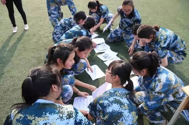 军人可以用外教一对一吗：28天[超级男孩]出色的成长夏令营 @ @全面培养好男孩，n许多场景在等您体验-第23张图片-阿卡索