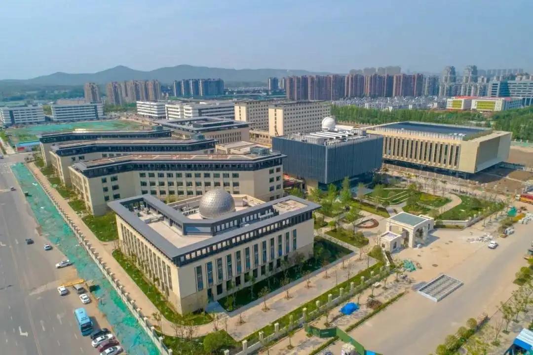 南京线下外教一对一哪家好：核心地区的这所国际学校开放！和这些学校-第4张图片-阿卡索