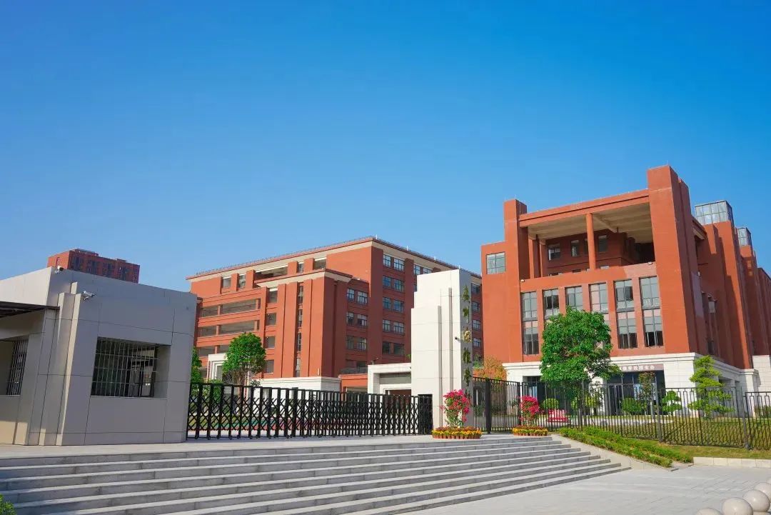 广州一对一外教联系方式：没有家庭注册限制！如果您的学生身份，可以参加高中入学考试！广州的双语和双重轨道的好学校在这里！-第11张图片-阿卡索