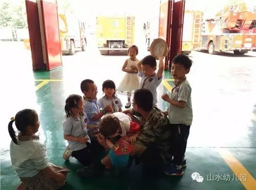 幼园中班英语外教一对一教学：Shanshui幼儿园社会实践活动中班，国际A类-第25张图片-阿卡索