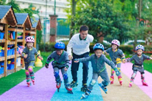 成都幼线上外教一对一：Chengdu Jiaxiang Yingzhuoen幼儿园：团体授权者，全力教育实现了未来