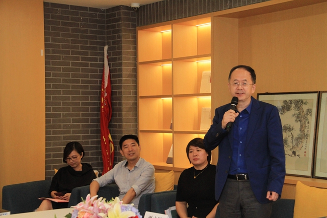北外教师：北外举办2022年教师节系列活动，青年教师代表座谈会举行-第2张图片-阿卡索