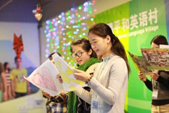 成人英语外教课哪家好学：成人零基础英语培训学校哪家好？如何选择靠谱的培训学校？