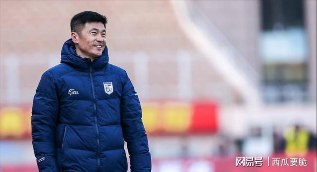 线上外教一对一长春：8轮战罢本土主帅谁最硬？黑马少帅逆袭老江湖-第3张图片-阿卡索