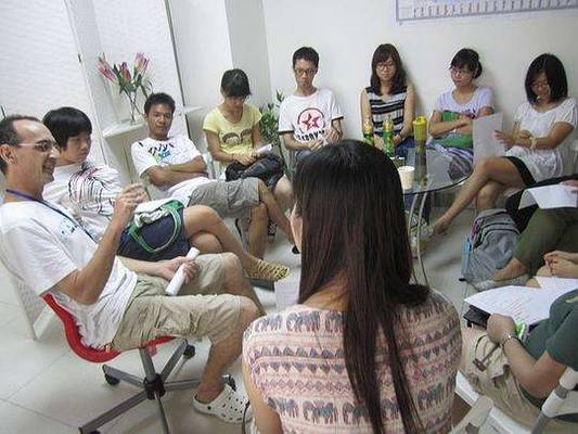 一对一口语外教选哪家：网络英语口语一对一究竟如何？哪家机构选择比较好？-第3张图片-阿卡索