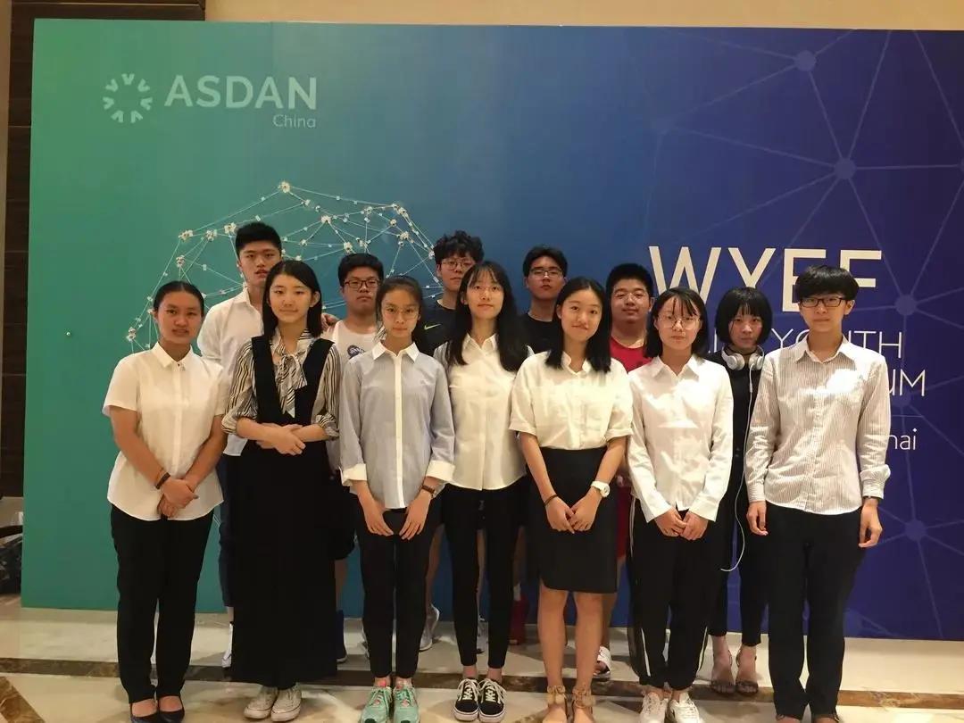 外教英语一对一句容：[私立学校的发展]珍g乡村花园学校的两名学生赢得了牛津大学的两名优惠，牛津大学的两名学生-第12张图片-阿卡索