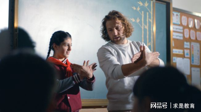 线上英语外教一对一小升初：Mo Wai：您可以直接上初中！这所18岁的塞奎（Deqing）学校触摸了父母-第10张图片-阿卡索