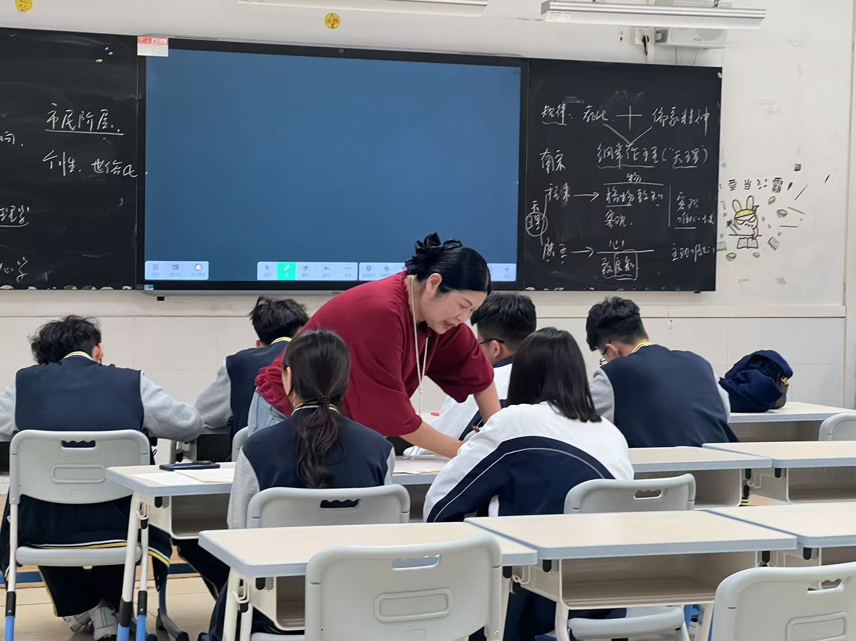 俄语一对一外教几年能学会：Nanwai：学校的高质量学位数量有所增加，各个级别的学生都可以大胆地填写申请！ ｜校长的采访-第6张图片-阿卡索