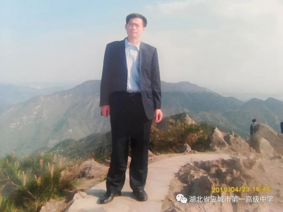 外教一对一群辅导老师怎么说：【老师】“一组普通的5060英语人”，并为年中学的Yingcheng选出并出版了90岁生日论文大赛-第15张图片-阿卡索