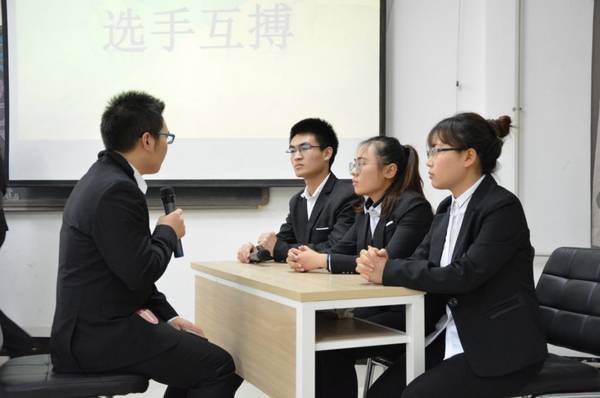 北京一对一外教大概多少钱一小时：外教口语一对一费用多少？揭秘高效英语学习的秘密